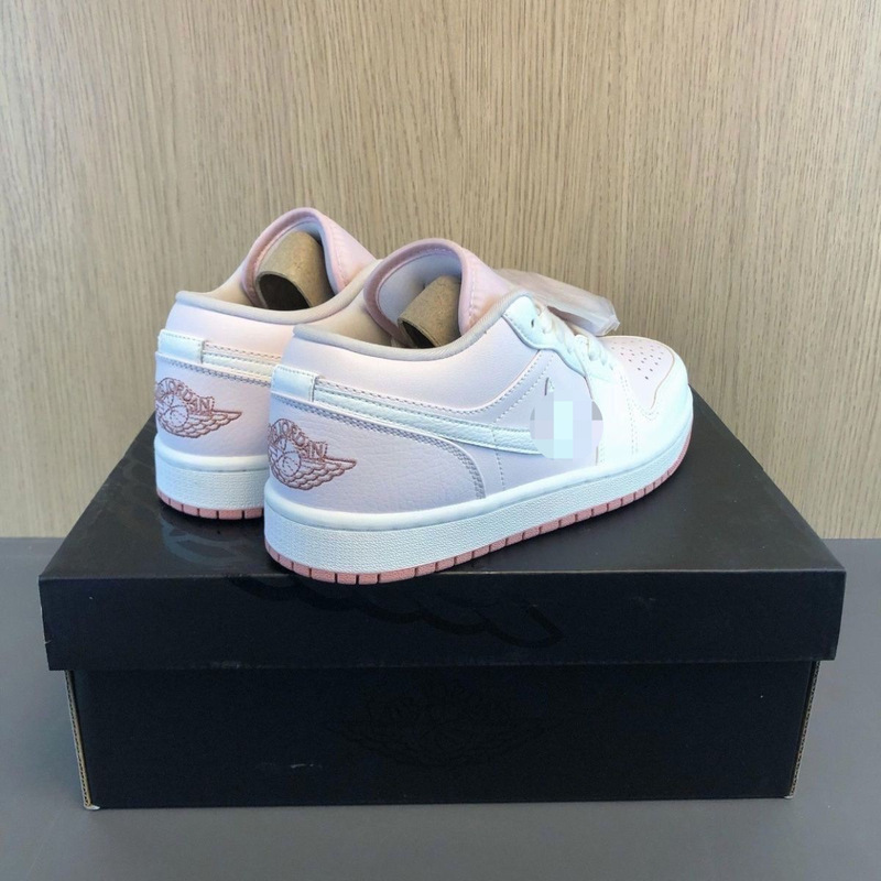 Aj1 Low-Top Cherry Blossom Pink and White Cat Claw Trendyy Ins Versatile Men and Women Couple High-Looking Casual Sports Sneakers