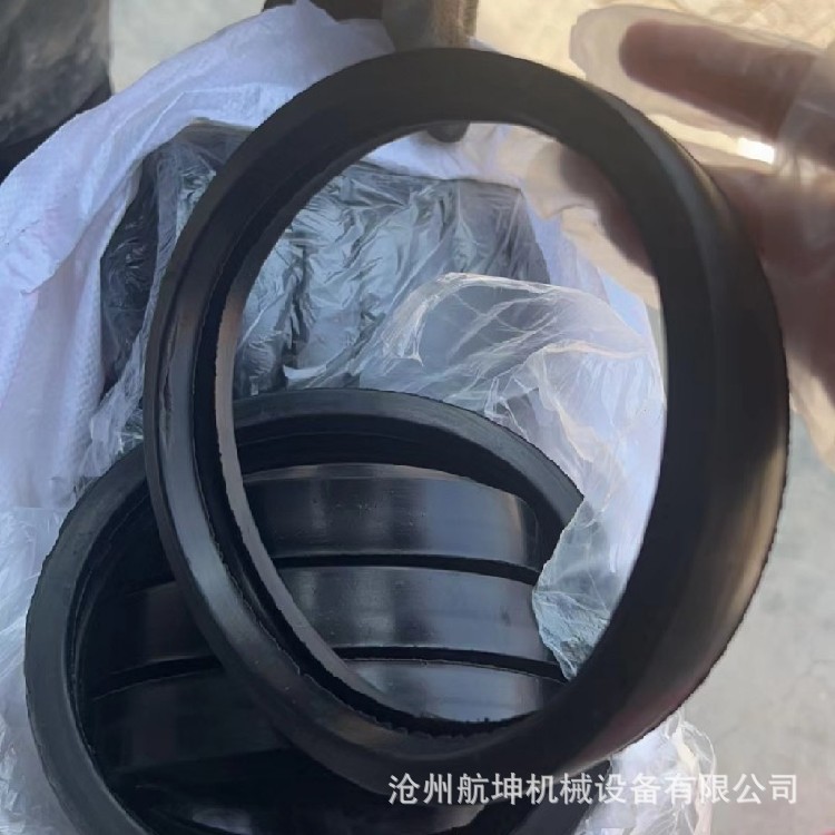 mmexport1682390478410