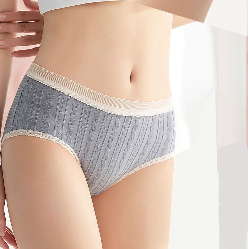 Mid-Rise Cotton Lace Triangle Panties