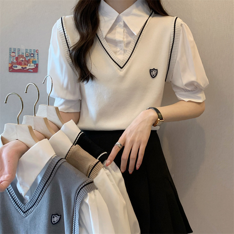 College Style design sense niche women's vest autumn versatile commuter casual style French chic top vest College Style design sense niche women's vest autumn versatile commuter casual style French chic top vest
