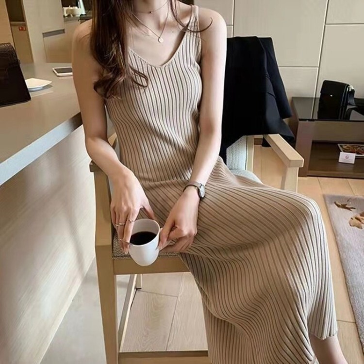 2026 New Style Suspender Dress, Spring and Autumn Elegant Slim-Fit Knit Tank Dress, Mid-Length Black Inner Layering Dress 2026 New Style Suspender Dress, Spring and Autumn Elegant Slim-Fit Knit Tank Dress, Mid-Length Black Inner Layering Dress