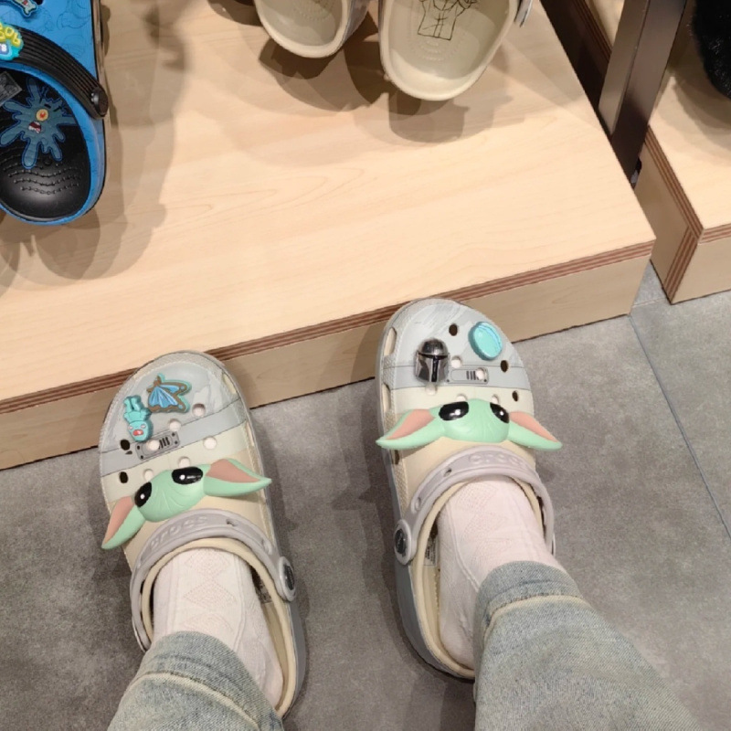 Cross Star Wars Children's Clogs for Boys, Big Kids Closed-Toe Slippers, Beach Shoes, Celebrity Parent-Child Sandals Cross Star Wars Children's Clogs for Boys, Big Kids Closed-Toe Slippers, Beach Shoes, Celebrity Parent-Child Sandals