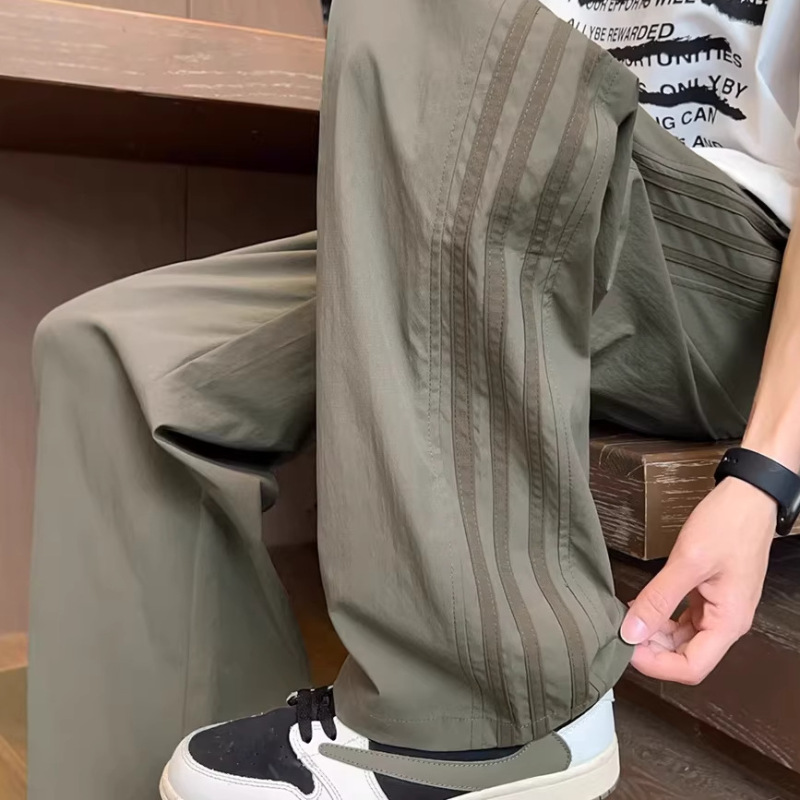 Summer Wide-Leg Cargo Pants for Men, Quick-Dry Sports Casual Men's Clothing, Ice Silk Long Pants, Loose Straight-Leg Plus-Size Japanese-Style Pants Summer Wide-Leg Cargo Pants for Men, Quick-Dry Sports Casual Men's Clothing, Ice Silk Long Pants, Loose Straight-Leg Plus-Size Japanese-Style Pants