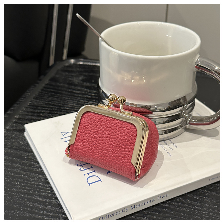 Elegante piccola borsa pochette quadrata da donna da sera_voghion.com