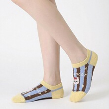 ͸�⴬�mŮ���z������ͨ��ϵС؈�������[���mײɫ�o�Ƕ��m��Ů��