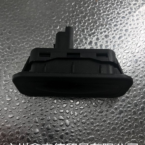 Suministro transfronterizo de comercio electrónico interruptor de puerta trasera interruptor de bloqueo central interruptor de tronco 8200076256