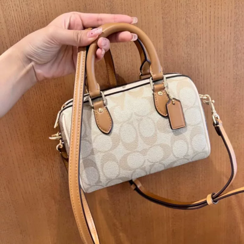 Small pillow, purse, one-shoulder bag, (Physicals)
