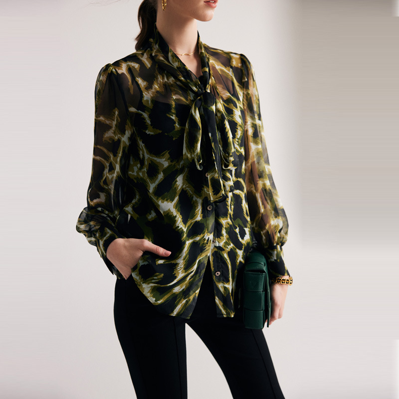 칼라 레이스 업 버튼-녹색 비 네팅