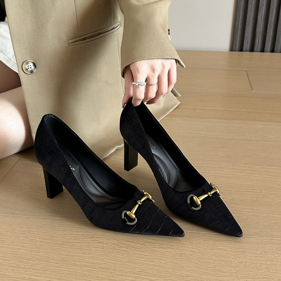 Giày cao gót nữ mũi nhọn gót vuông 6–8 cm chất liệu da lộn, khóa kim loại, cổ thấp, phong cách retro công sở — Xanh đậm, màu đen