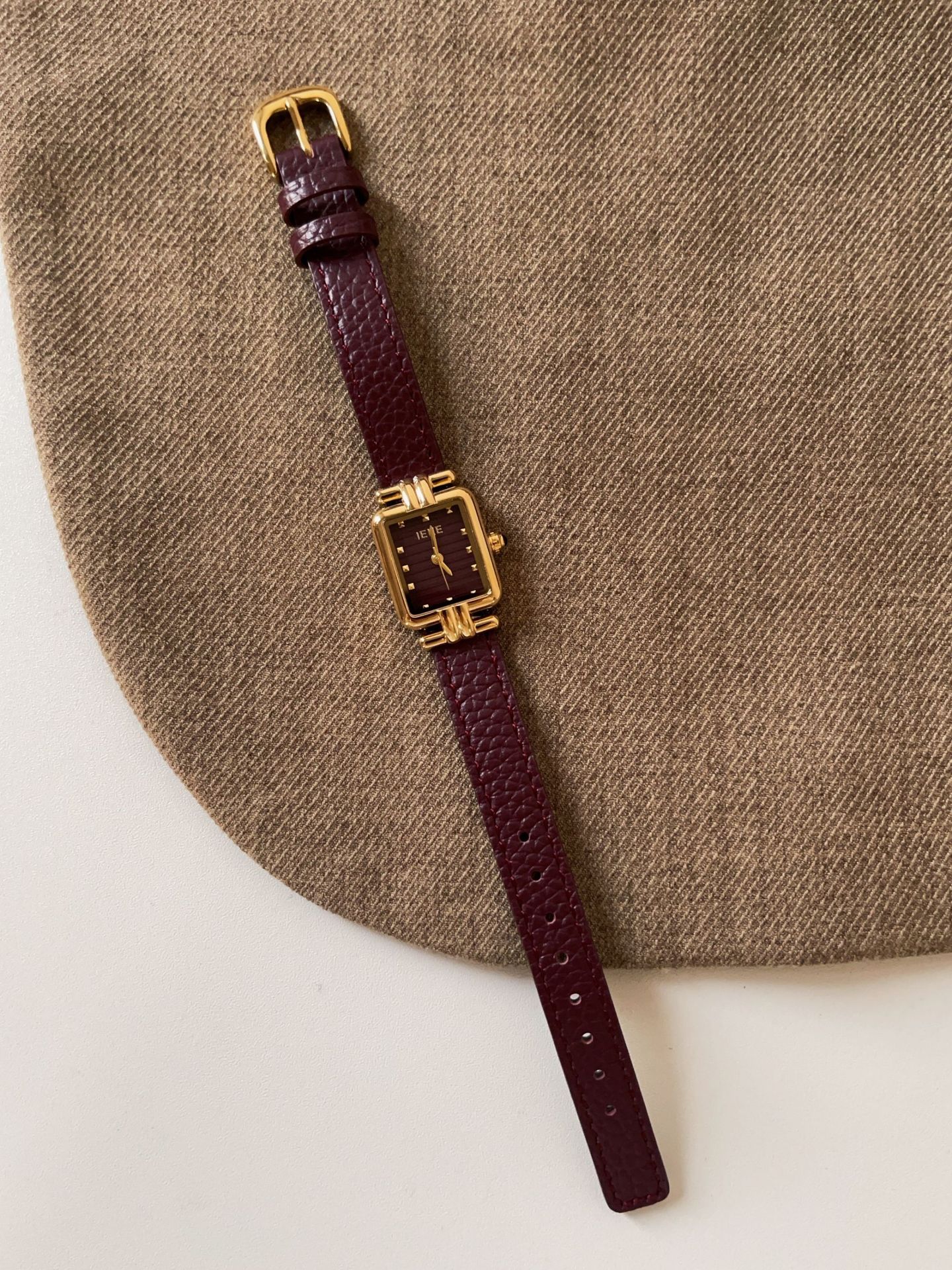 88247 벨트/직사각형 도트