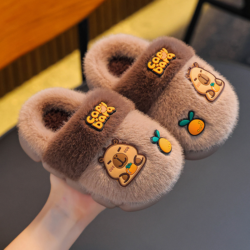 Capibara otoño y invierno zapatillas de algodón para niños, niños, niñas y niñas, calentamiento, peluche para padres e hijos, zapatos de algodón para niños, niños y niños.