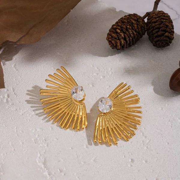 European and American Cross-Border Zircon-Inlaid Sunlight Earrings, High-Quality Texture, Best-Selling Titanium Steel Waterproof Jewelry Worldwide