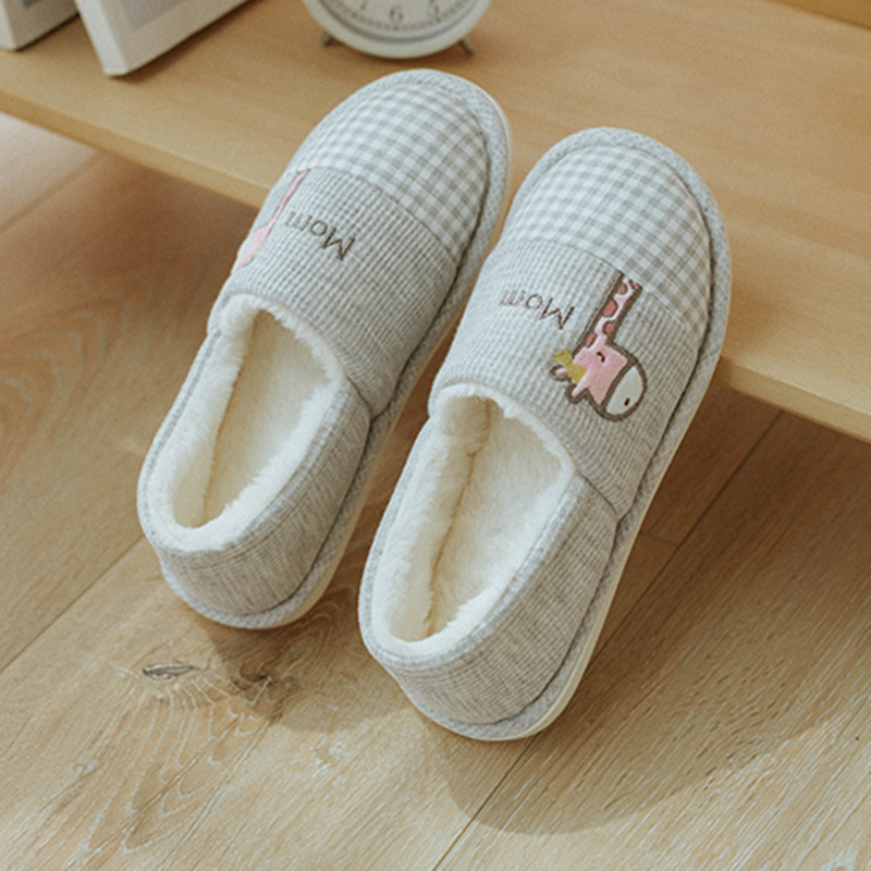 Cartoon Closed-Back Cotton Slippers for Women, Autumn and Winter Maternity Postpartum Shoes, Non-Slip, Warm, Fleece-Lined Winter Parent-Child Cotton Shoes
