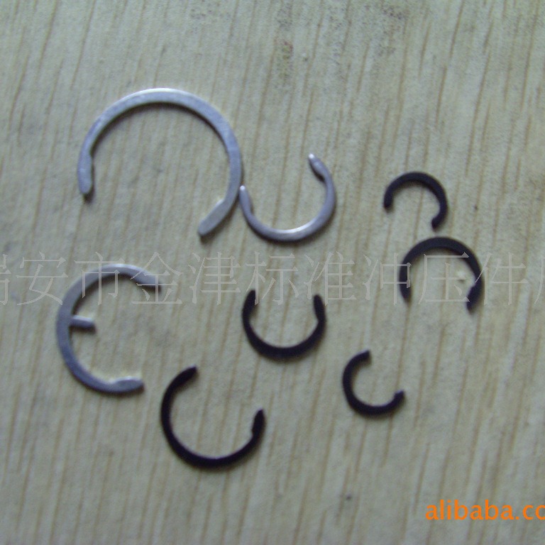 我厂供应各种夹紧垫圈垫片及各种冲压件C型挡圈卡环