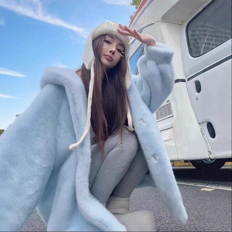 2025 New Autumn and Winter Blue Hooded Jacket Imitation Mink Fur Coat Super Popular Loose Age-Reducing Slimming Look Fashion