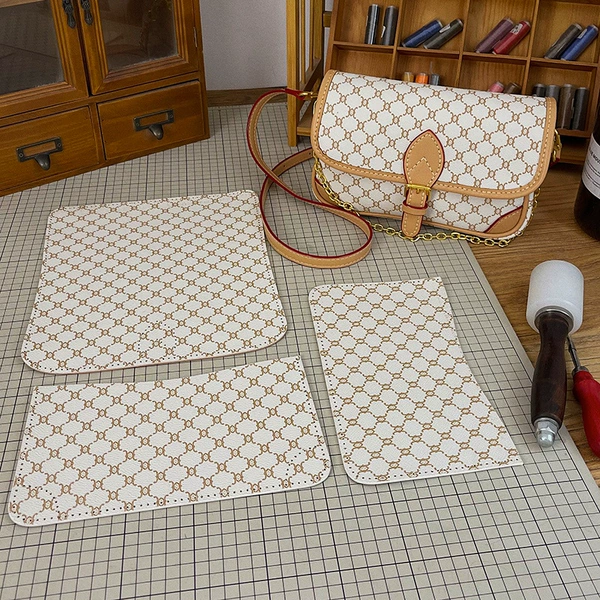 Beige materials set