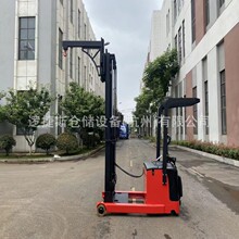 ȫ늄�ǰ��ʽ����܇1������߶�3100mm�Ѹ�Һ��С��܇����D��