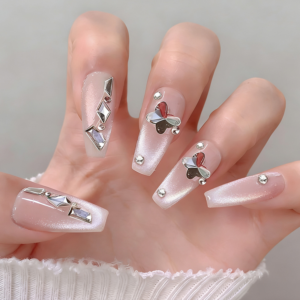Lujo ligero perforación de ojos de gato de hielo para usar uñas mariposa pura deseo de viento de manicure 24 piezas de uñas falsas venta directa de fábrica