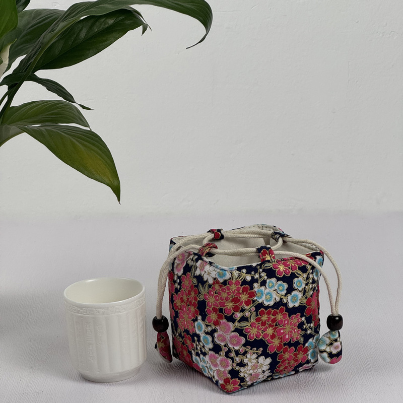 結婚式の部屋の結婚式のキャンディーハンドバッグ装飾屋外ティーセット収納袋文化玩具ジュエリーバンドルポケットティーカップ生地バッグ|undefined