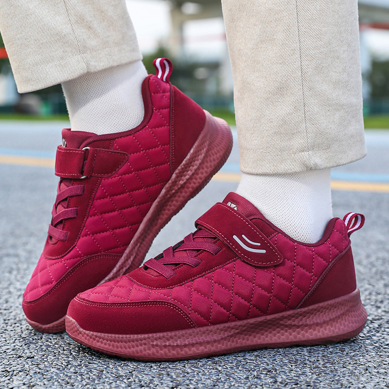 Autumn and winter lightweight soft-soled waterproof warm walking shoes for middle-aged and elderly, large size cross-border men's and women's sports casual shoes