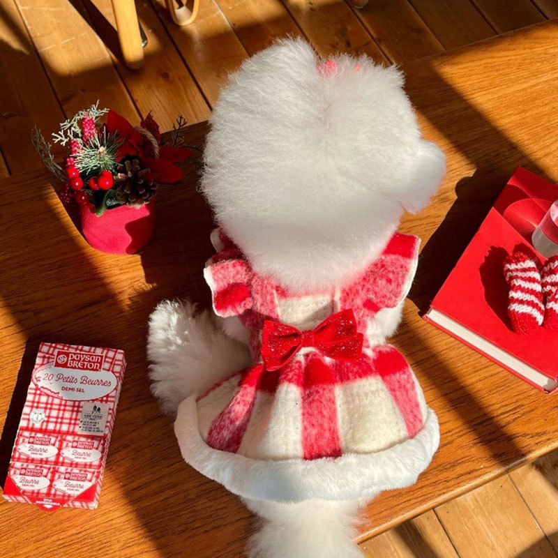 【9折预售】秋冬新款圣诞节宠物服饰圣诞披风保暖毛绒裙子狗衣服|undefined