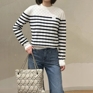 �������͸߶�Ů�b �ڰ�ײɫ�l�y����U�� ��ĸ�̽��L��ᘿ���Ů��