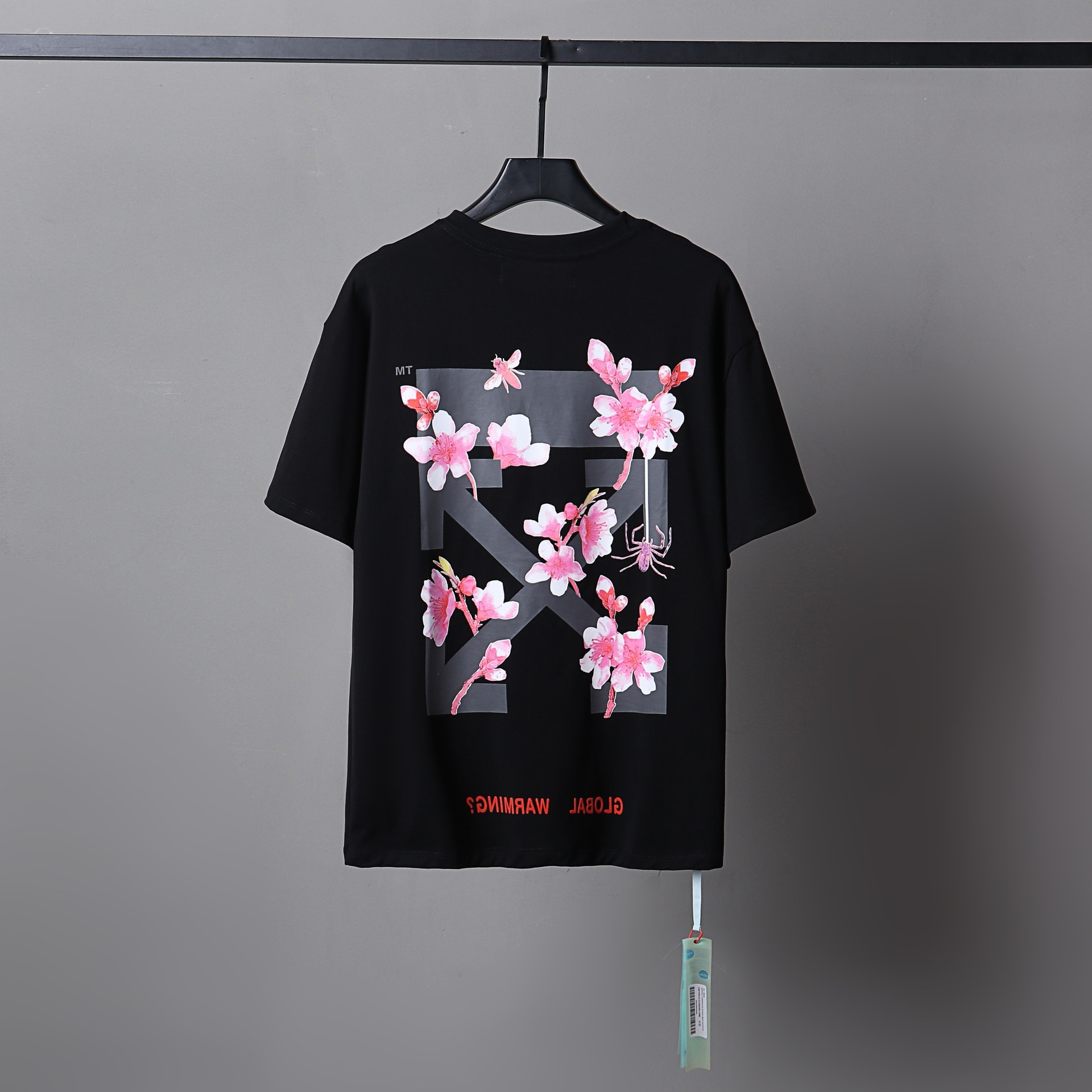 新款高版本 OW 蜜蜂花朵箭头图案短袖男款一件批代发