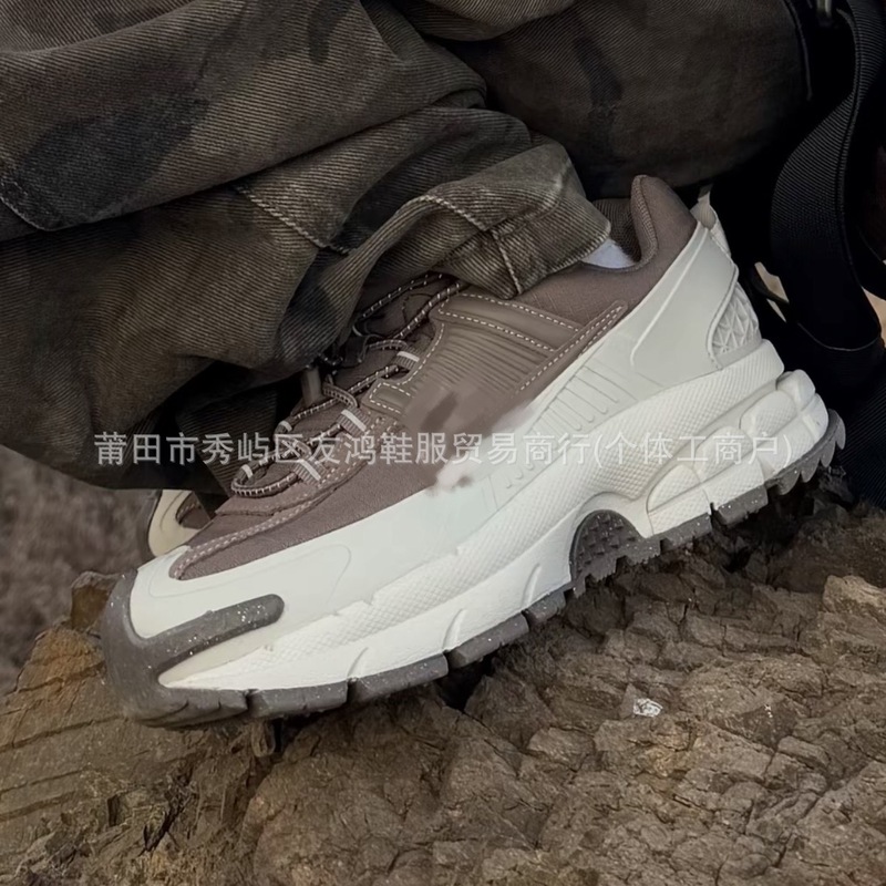 Vomero 5 ランニングシューズローミングマラソンレトロリアルカーボンプレート軽量ジョギングシューズ通気性カジュアルスポーツシューズ|undefined