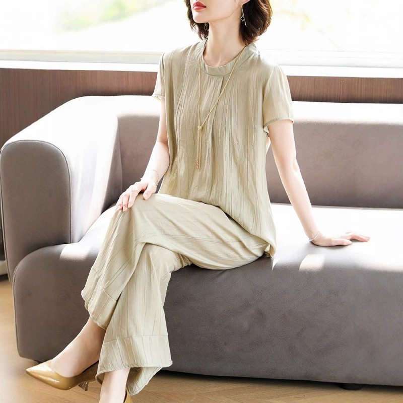 Летний хлопчатобумажный костюм для мамы 2025 года, новая футболка с коротким рукавом, комплект из двух предметов для женщин среднего и пожилого возраста, повседневный топ на осень