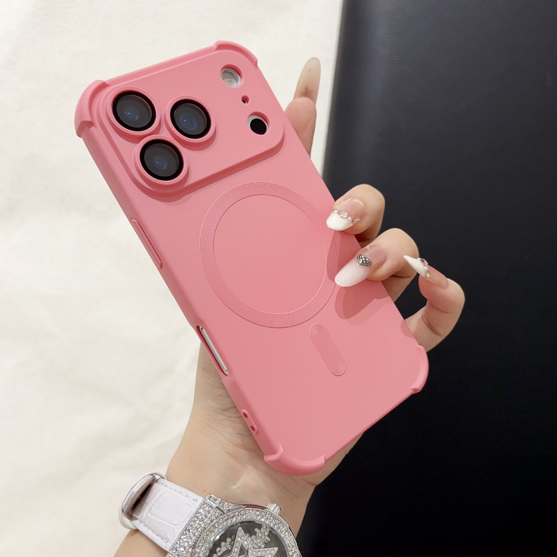 Funda para teléfono móvil iPhone 17 PRO, con airbag líquido, succión magnética en las cuatro esquinas, película protectora para la lente de Apple 16, funda protectora de cobertura total