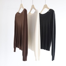 细羊毛一字肩长袖女装秋冬新款贝壳扣装饰针织衫打底上衣女