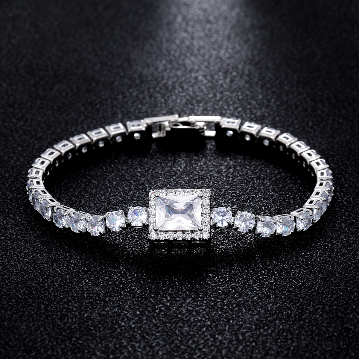 European and American Cross-Border Hot-Selling Classic Geometric Design Square Exquisite Zircon Bracelet Women's Tennis Bracelet Bracelet Wholesale