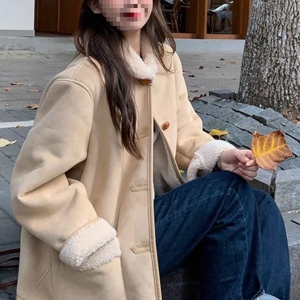 Suede Lambskin Jacket for Women, Winter Thickened Cotton Coat, New Design, Seasonal Warm Retro Fur Integrated with Fleece