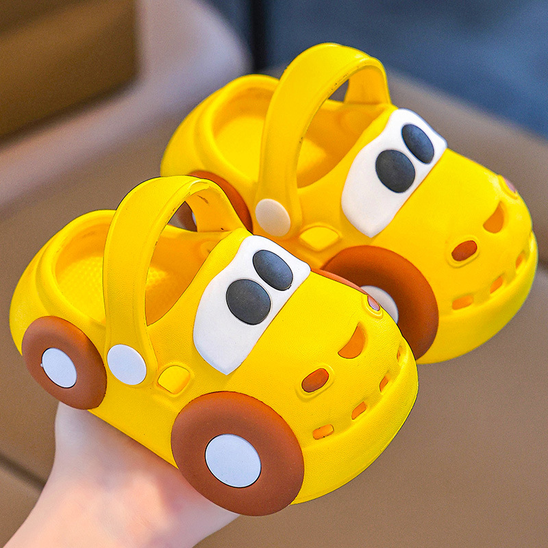 Zapatos con agujeros para bebés 1 año 3 interior impermeable anticolisión Baotou zapatillas para niños verano niño niña niño bebé