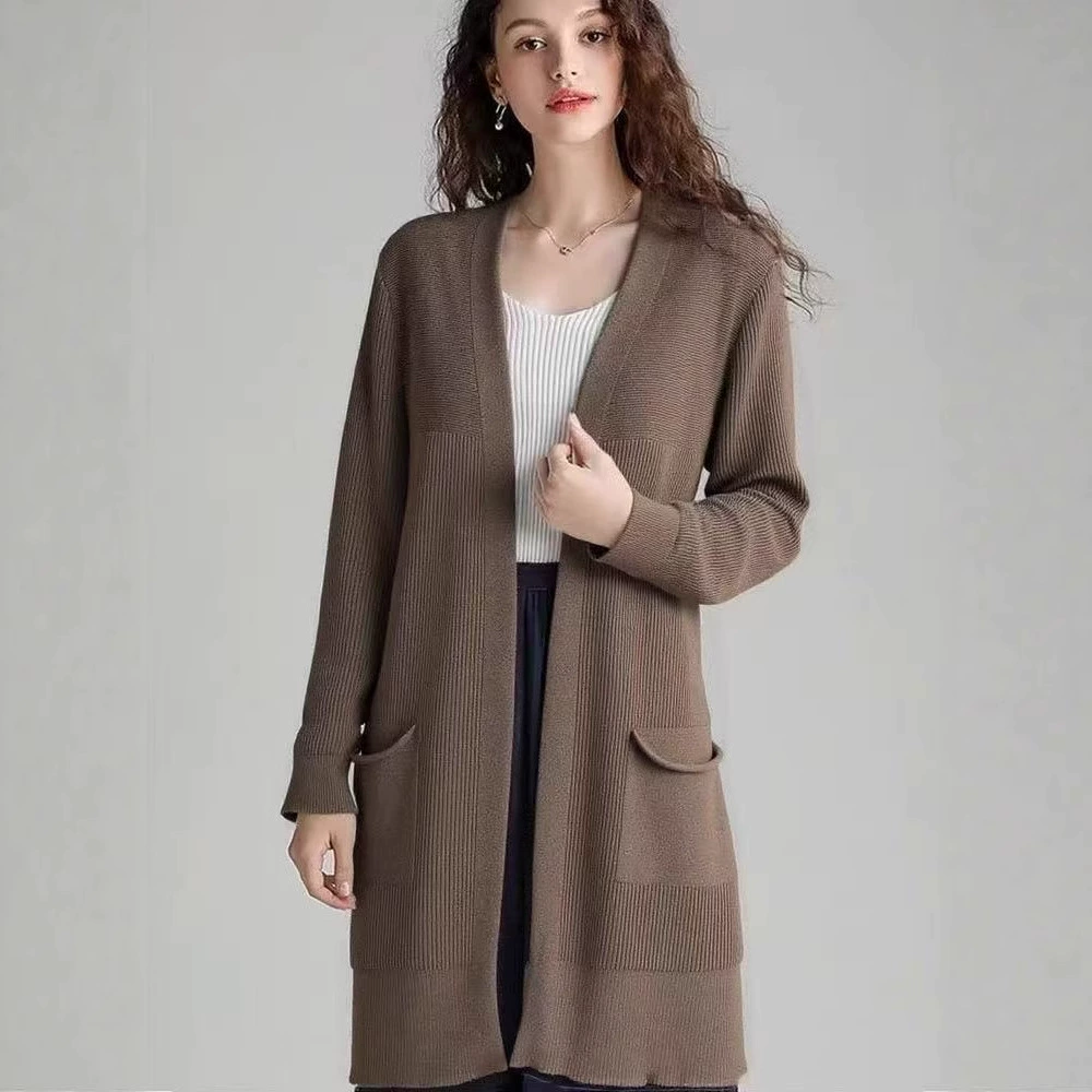 Новый осенне-зимний вязаный свитер для женщин, больших размеров, свободный и стильный, однотонный, средней длины, модный кардиган-шаль.