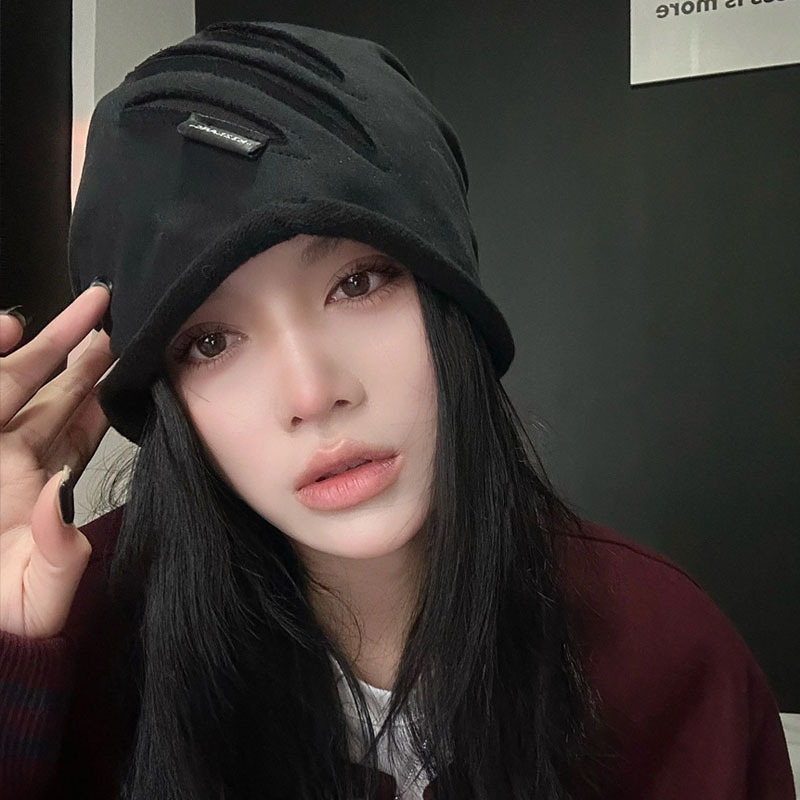 2023 nuevos productos hip-hop gorra fría mujer otoño invierno arañazos montones de gorra mujer suelta cabeza grande girantes de viento vestir