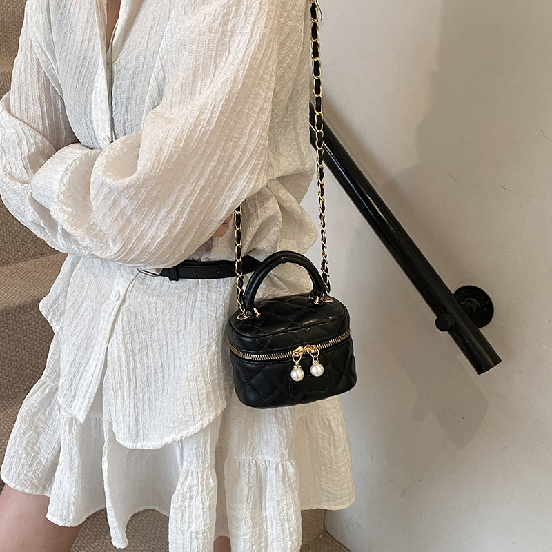 Bolsa de hombro de estilo diamante bordado de color sólido para niños y niñas bolsas de caja mini para niños bolsas de cadena de comercio exterior transfronterizo