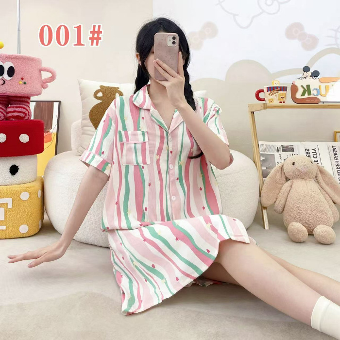 Pijama de verano de manga corta cardigan con solapa impresión de dibujos animados nubes de algodón dulce suelto medio largo vestido transfronterizo
