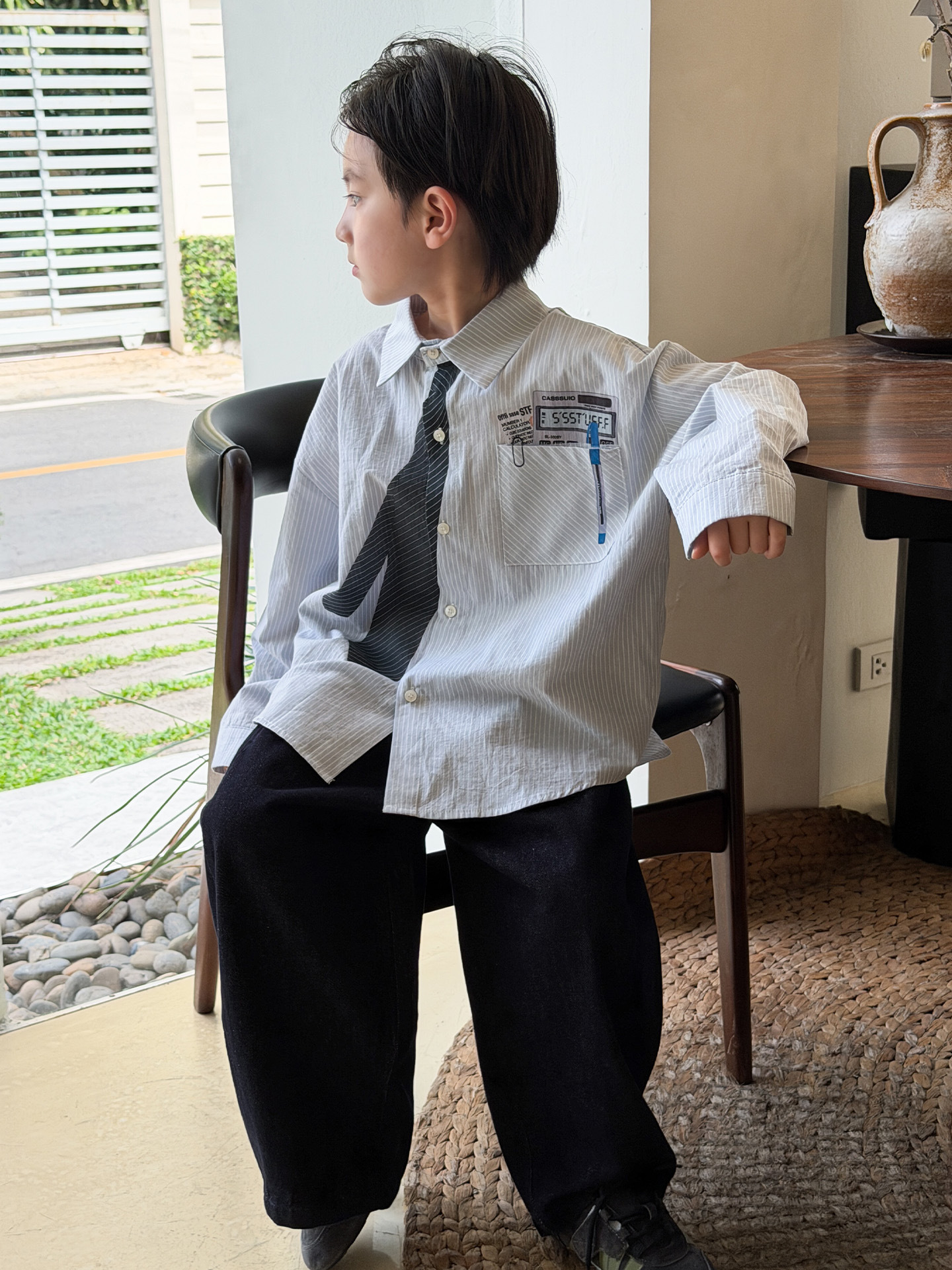Camisas de primavera para niños Camisas rayadas para niños 2026 primavera y otoño nueva chaqueta suelta casual abrigo delgado moda