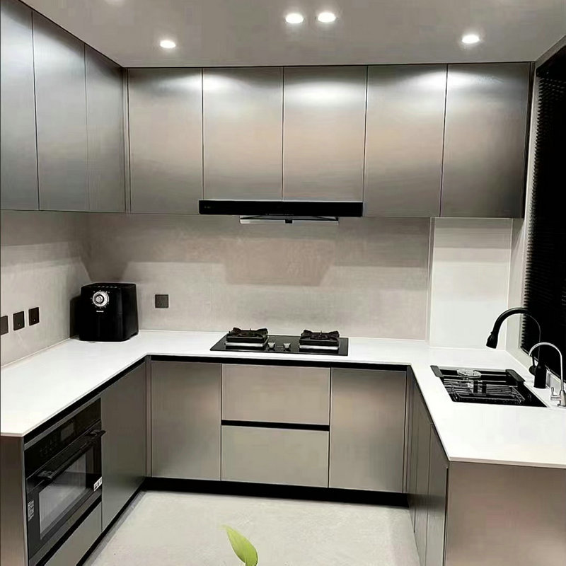 Toda la casa personalizada ligera y lujosa con gabinete de cocina toda la cocina de piedra de cuarzo encimera casera simple montaje de gabinete de cocina