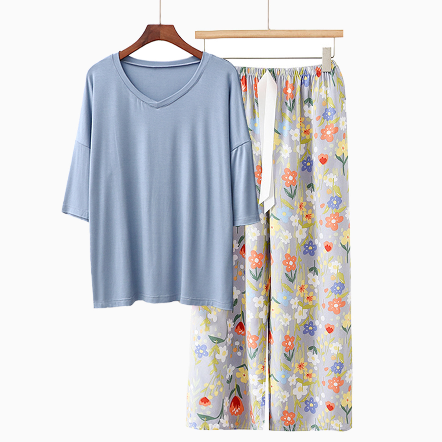 연무 파란색 + 회색 구름