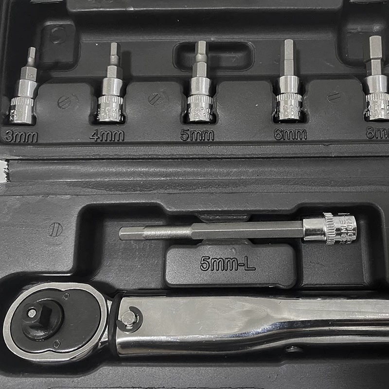 Wrench, set for repair