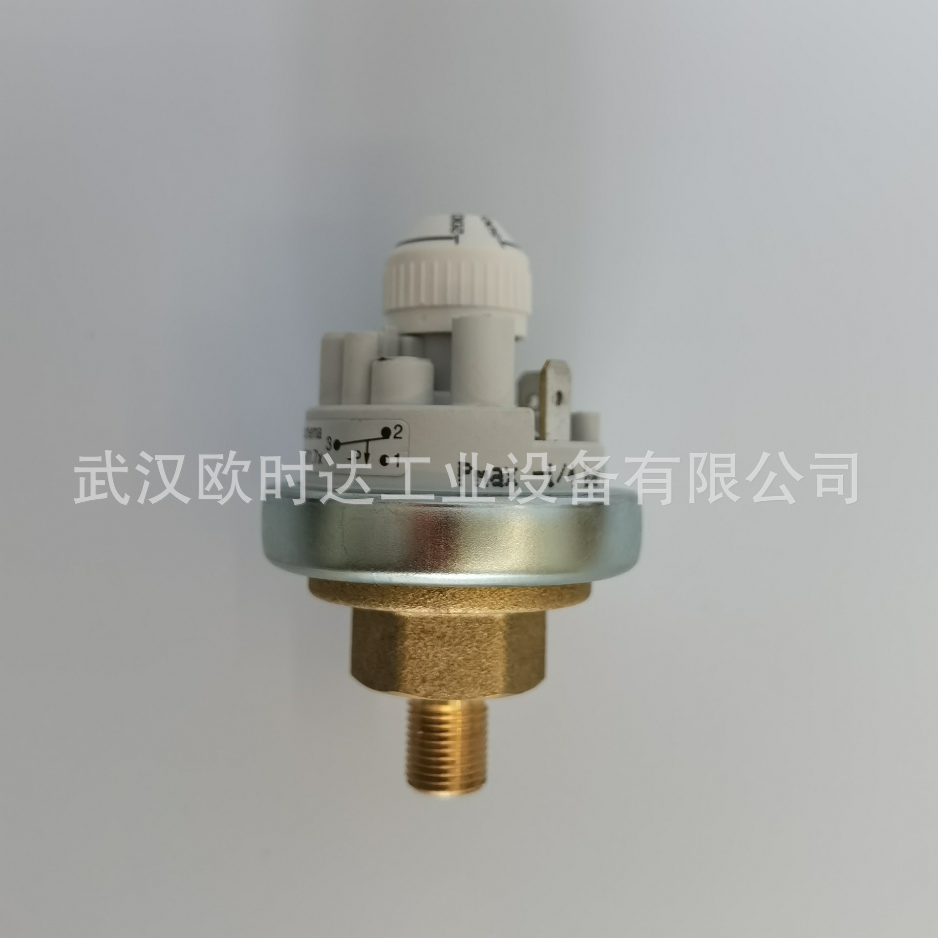 供应德国Beck贝克901.67111L4压力开关 金属接口 0.5-1.5bar可调