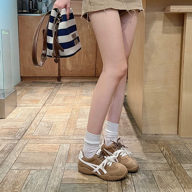 [2025新款秋厚底德训鞋女秀气时尚轻便防滑休闲运动鞋女百搭阿甘鞋]
