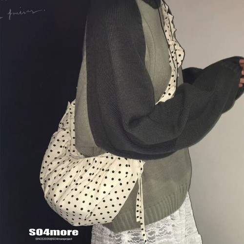 Retro polka dot Korean Instagram niche cute pleated one-shoulder crescent moon saddle bag versatile crossbody and handbag