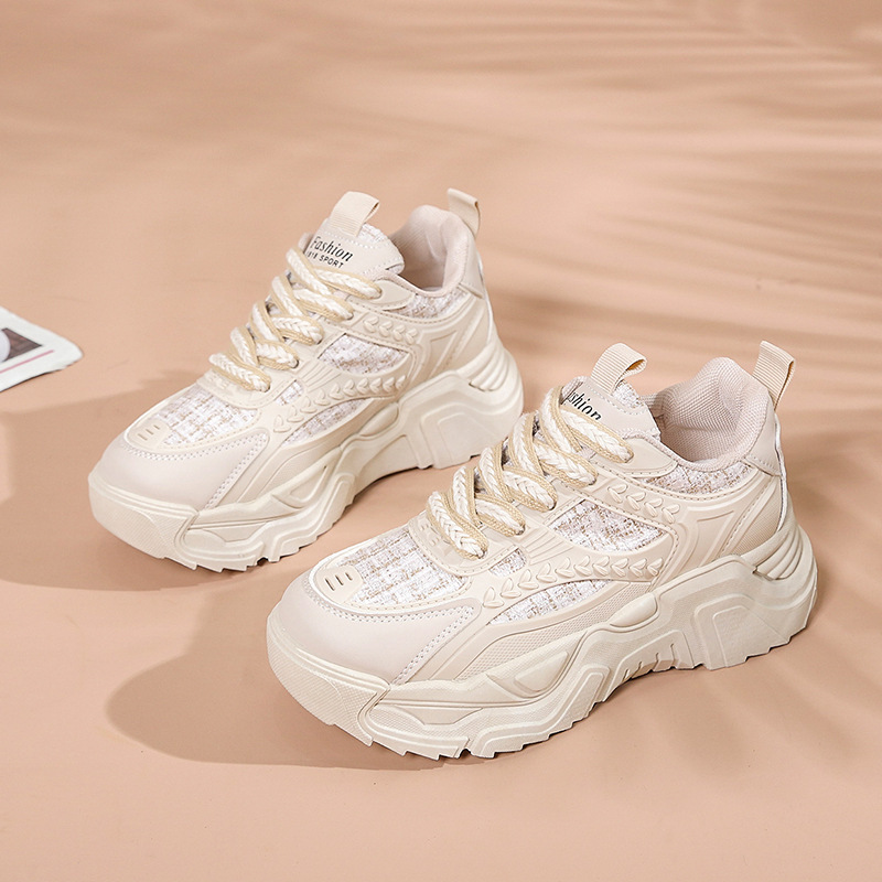 Zapatos deportivos de mujer 2025 nuevos zapatos de moda coreanos de otoño zapatos casuales de suela gruesa para mujeres running cordones zapatos de papá
