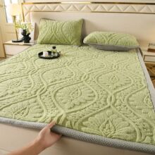 新款秋冬款超柔塔芙絨羊羔絨床護墊歐式雕花絨法萊絨床護墊批發