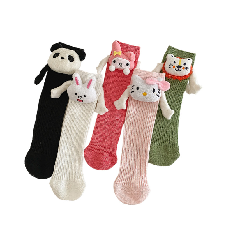 Calcetines tridimensionales para niños otoño e invierno calcetines de media pantorrilla para bebés masculinos y femeninos color sólido lindo tridimensional divertido estudiante calcetines deportivos