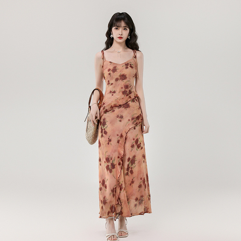 Ml163 French Gentle and Romantic Rose Flower Suspender Dress 2025 Summer New Ruffle Dress for Women