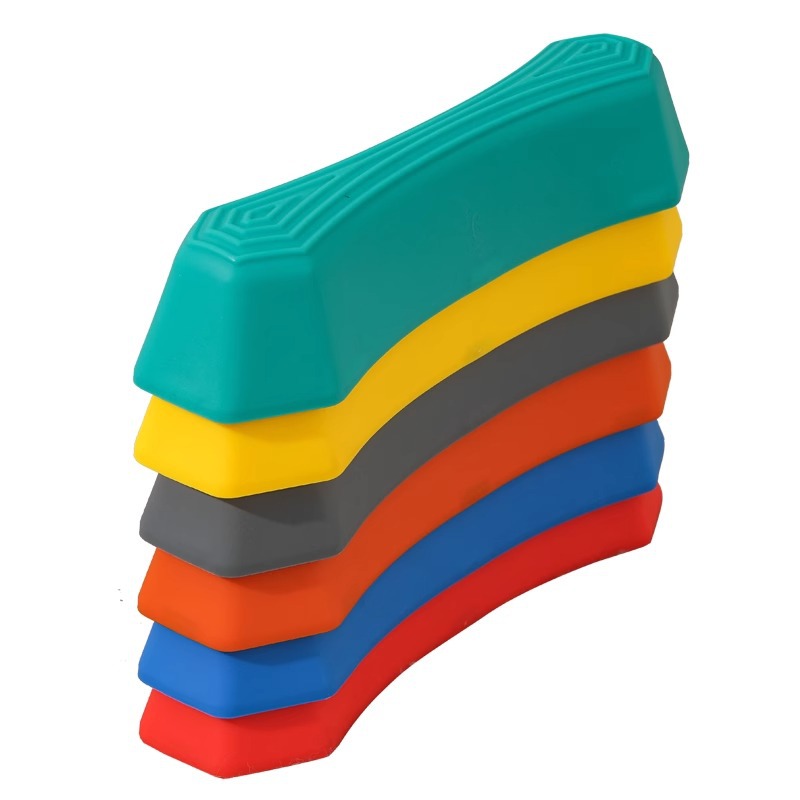 Jardín de infantes al aire libre dispositivo de aptitud física inteligente puente de juguete de madera de equilibrio de paso